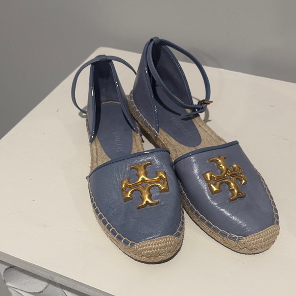 Tory Burch Gold Logo Blue Espadrilles - Picture 1 of 5